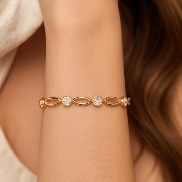Claudia – Elegant gold bracelet with zirconia