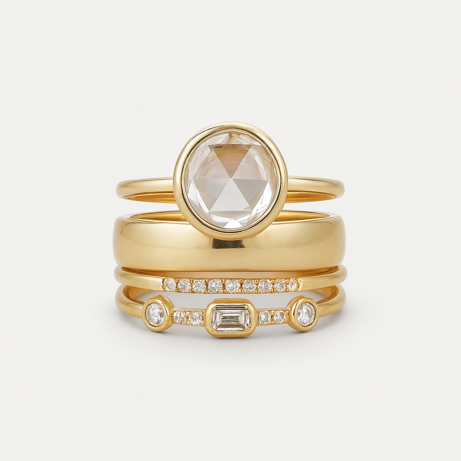 Romania - Vintage gold ring with zirconia
