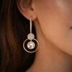 Charlotte – Orecchini dorati con forma a goccia trasparente