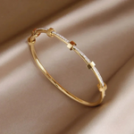 Miriam | Elegant light gold bracelet