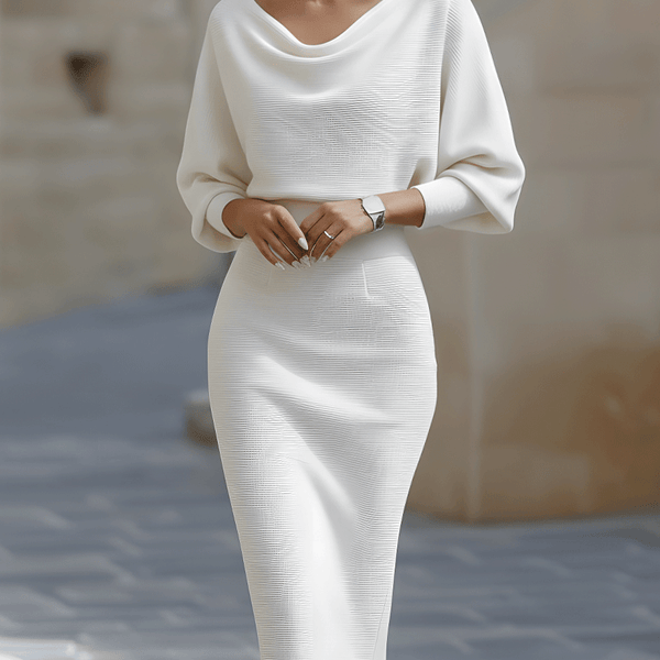 ELOWEN AINSLEY | LUXURIOUS MIDI DRESS