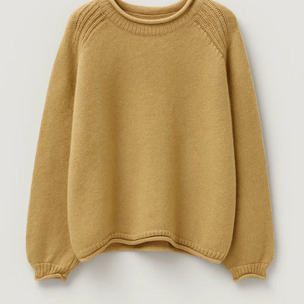 VESNA | SOFT ROUND-NECK KNIT SWEATER WITH SHOULDER DETAIL