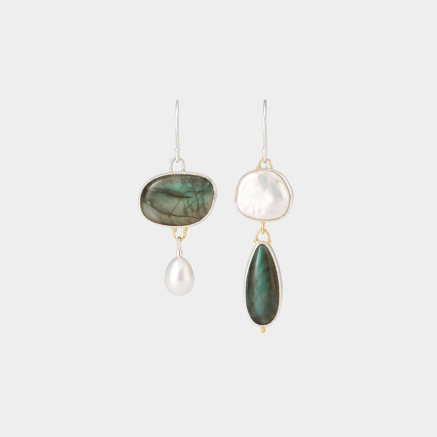 Agnes – Orecchini in argento con superficie strutturata