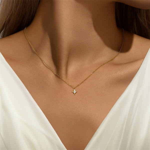 Lina – Fine silver chain with round medallion