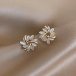 ELEGANT OPAL GOLD EARRINGS