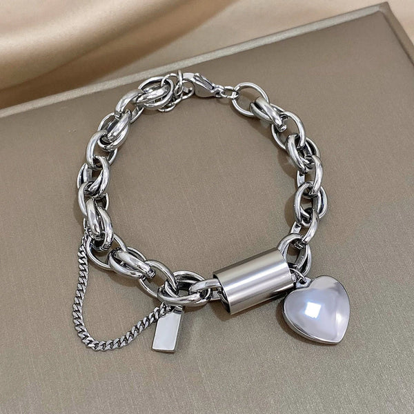 Dara | Comfortable chunky bracelet