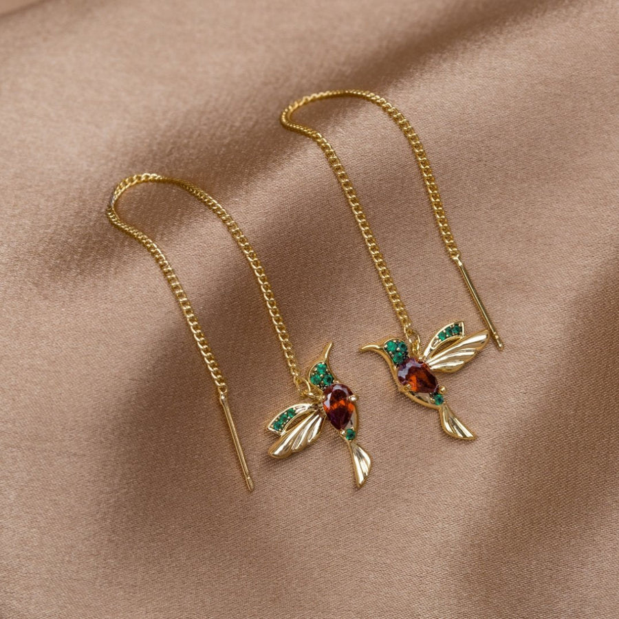 Mara - Gold rings with a delicate pendant