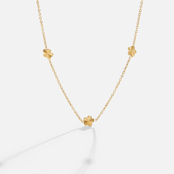 Kathrin – Necklace with delicate color accents