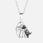 Mo - “Hug” pendant for necklace