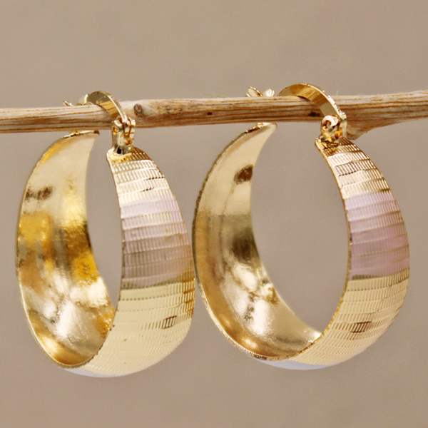 LUXE POLISHED GOLD EARRINGS
