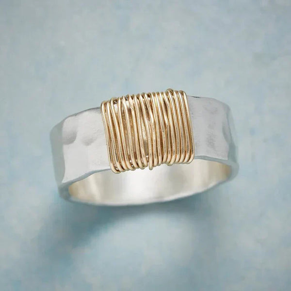 Emilia – Anello vintage in oro e argento
